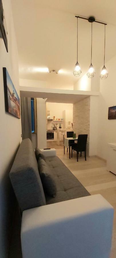 Suite 332 Cagliari Bagian luar foto
